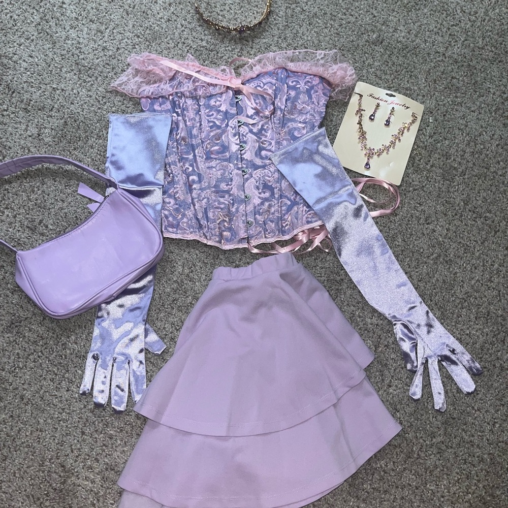 Lavender Off-Shoulder Dress with Gloves Princes costume for size S or M.
